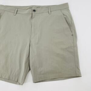 Vuori Meta Shorts